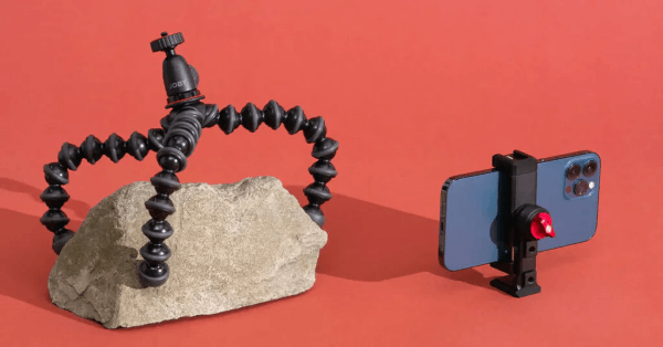 Tripod điện thoại có thiết kế nhỏ gọn, trọng lượng nhẹ