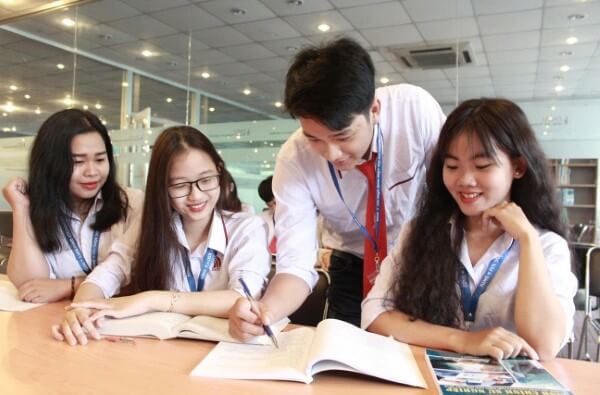 Điểm chuẩn khối A07 phụ thuộc vào nhiều yếu tố