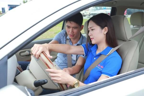 Thời gian học lái xe kéo dài từ 3 đến 6 tháng