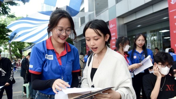 Chọn trường đại học phù hợp với khối C04