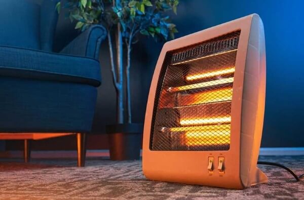 Không sử dụng thêm các thiết bị tỏa nhiệt trong phòng khi bật điều hòa