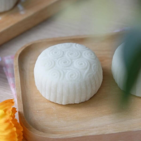 Bánh sau khi làm nên để nghỉ khoảng 1–2 ngày ở nhiệt độ phòng