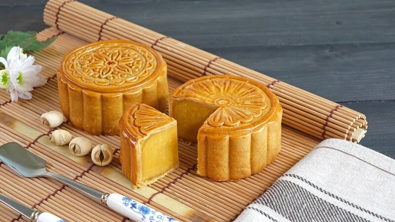 Hướng dẫn làm bánh Trung thu nhân đậu xanh tại nhà