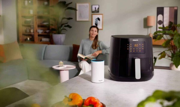 Chuẩn bị nồi chiên không dầu có dung tích từ 4 lít trở lên