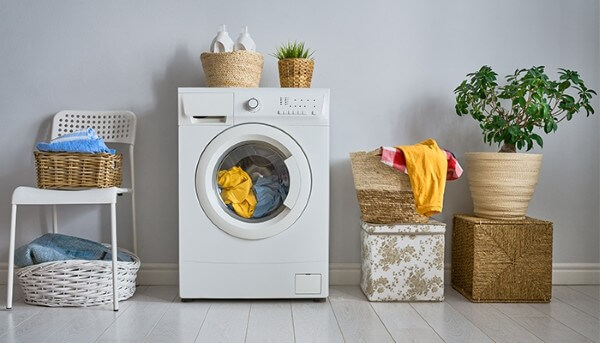 Tắt nguồn và rút phích cắm điện khi không sử dụng