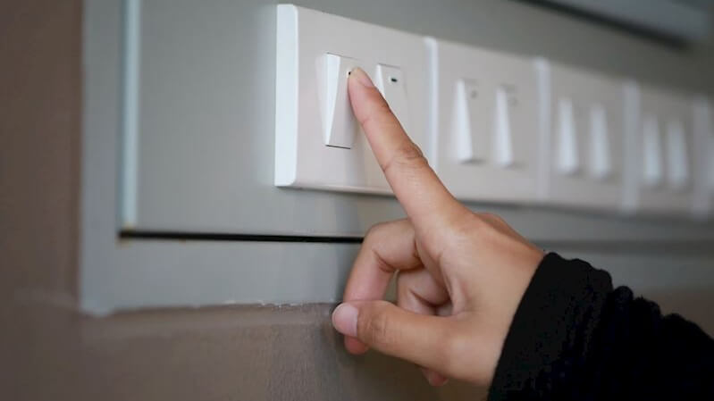 Người dùng nên có thói quen tắt các thiết bị khi không sử dụng