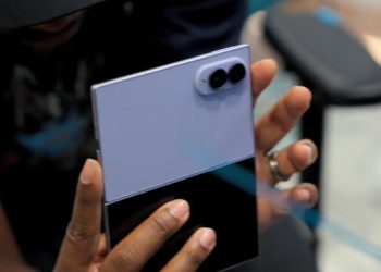 Trải nghiệm Fold8 trong 2 ngày sử dụng: Bất ngờ về pin, tiếc nuối về camera