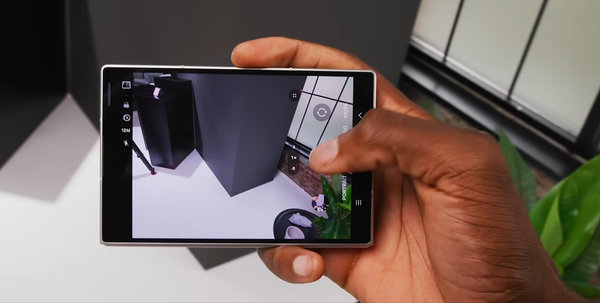 Camera vẫn còn hạn chế khi chụp ở điều kiện thiếu sáng