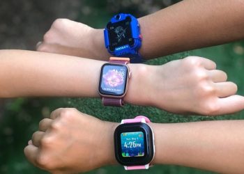 Cha mẹ có nên mua đồng hồ định vị cho trẻ lớp 1 để an tâm đồng hành?