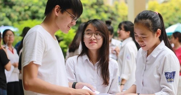 Mức điểm chuẩn xét tuyển học bạ các môn ở THPT 2025