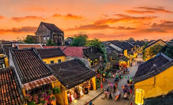 Phố cổ Hội An lưu giữ nhiều giá trị văn hóa truyền thống