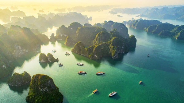Vịnh Hạ Long tại Quảng Ninh