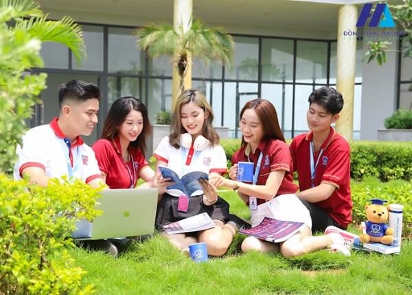 Điểm chuẩn xét học bạ Nguyễn Tất Thành năm 2025