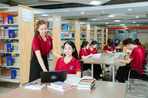 Mức học phí tại Đại học Nguyễn Tất Thành được tính theo ngành học và số tín chỉ