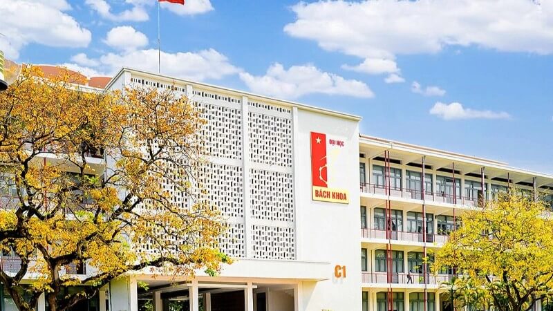Đại học Bách khoa Hà Nội 2025 có điểm chuẩn cao với các ngành công nghệ mũi nhọn