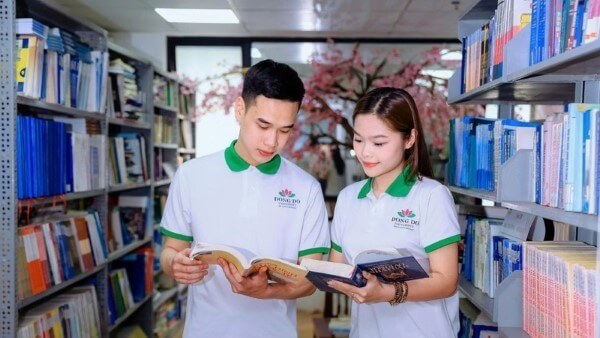 So sánh điểm chuẩn Trường Đại học Đông Đô 2025 và 2024