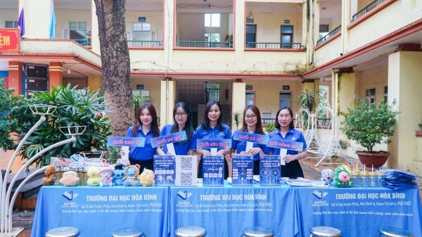 Các nhóm ngành sức khỏe có điểm tuyển sinh cao