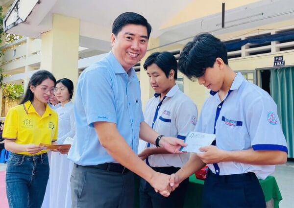 Đánh giá điểm chuẩn khối ngành Sư phạm vẫn luôn có điểm cao nhất