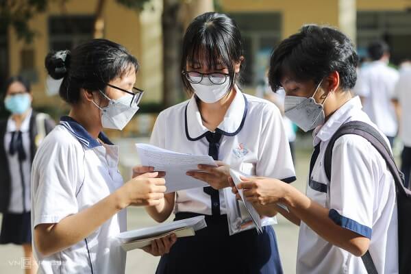 Điểm chuẩn tuyển sinh theo kết quả học bạ THPT