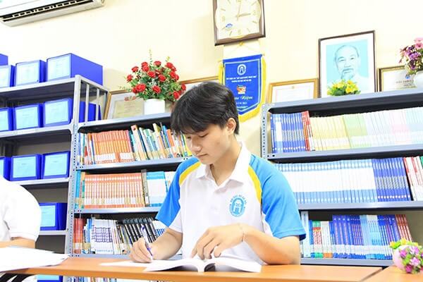 Điểm chuẩn xét tuyển bằng điểm kỳ thi Đánh giá tư duy (TSA)