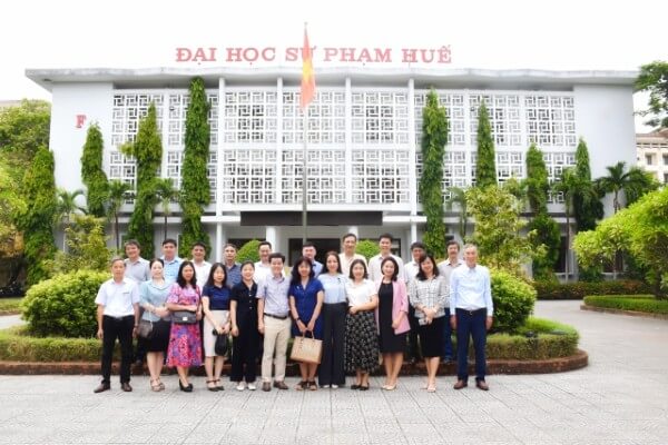 Đánh giá điểm chuẩn 2025 với 2024 và 2023 có sự tăng nhẹ qua từng năm