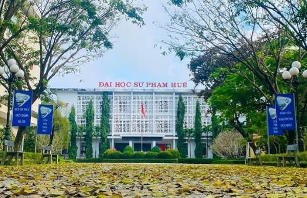 Trường Đại học Sư phạm Huế thuộc Đại học Huế