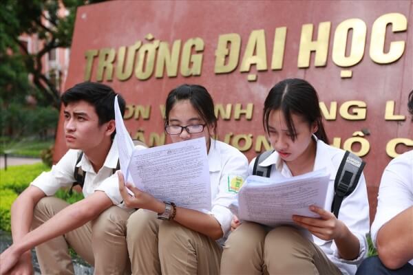 Xu hướng điểm chuẩn năm 2025 có chiều hướng giảm nhẹ ở nhiều ngành 