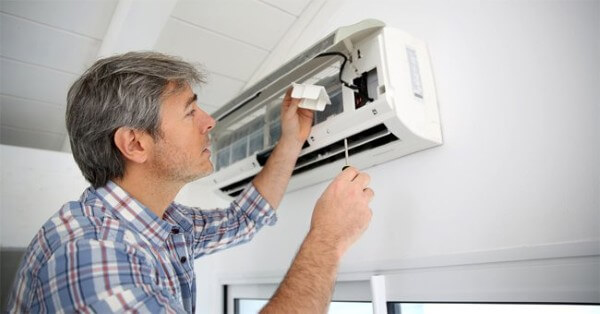 Người dùng nên vệ sinh và bảo dưỡng điều hoà định kỳ