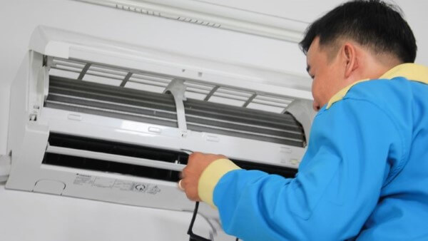 Liên hệ trung tâm bảo hành hoặc kỹ thuật viên để được hỗ trợ kiểm tra và sửa lỗi