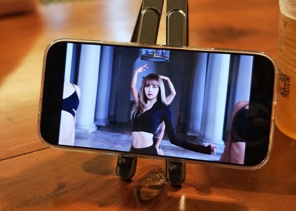 HONOR 600 5G được tích hợp viên pin lên tới 7.000 mAh