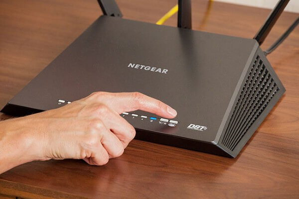 Khởi động lại Router sau khi hoạt động liên tục