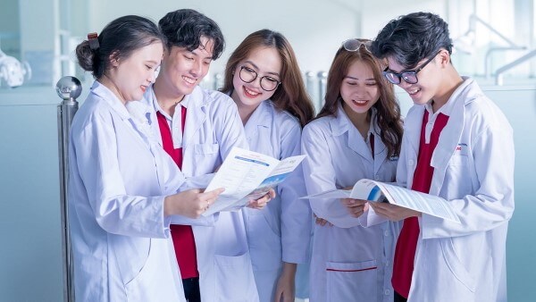 Khối B mở rộng sang rất nhiều lĩnh vực ngoài Y khoa