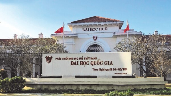Các trường đại học lớn đều xét tuyển ít nhất một tổ hợp thuộc khối C