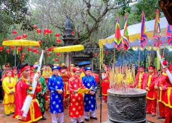 Khám phá 18 lễ hội truyền thống Việt Nam đặc sắc từ Bắc vào Nam