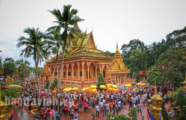 Lễ hội Ok Om Bok tại Sóc Trăng và Trà Vinh