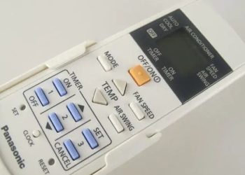 Màn hình remote máy lạnh bị đen: Nguyên nhân và cách sửa