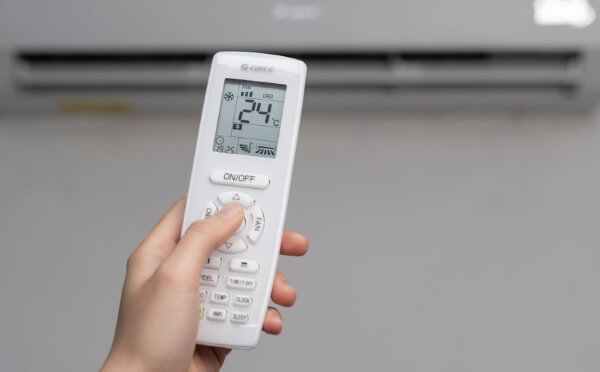 Một số lưu ý khi sử dụng điều khiển máy lạnh