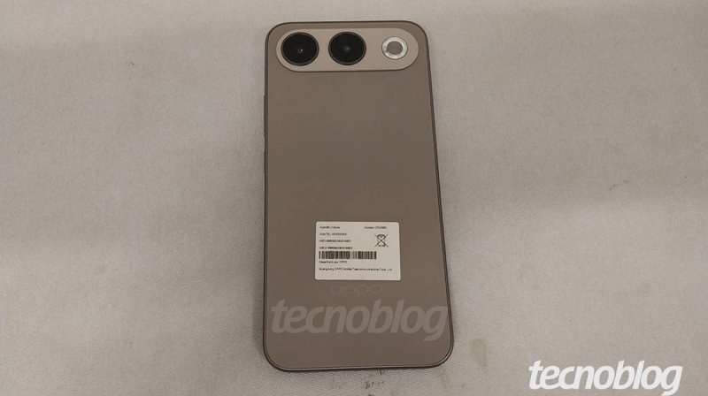 OPPO A7 Pro lộ diện