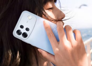 OPPO A7 Pro Max ra mắt: Smartphone đầu tiên của OPPO sở hữu pin 10.000mAh