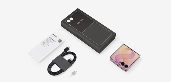 Phụ kiện đi kèm Galaxy Z Flip8