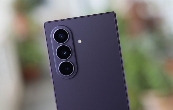 Galaxy Z Fold8 Ultra được trang bị cụm 3 camera sau