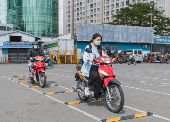 Thi bằng lái xe A1 bao nhiêu tiền? Chi tiết trọn gói chi phí mới nhất 2026