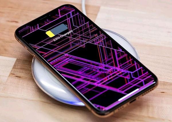 Apple sẽ trang bị dung lượng pin lớn và tính năng sạc ngược trên iPhone thế hệ 11