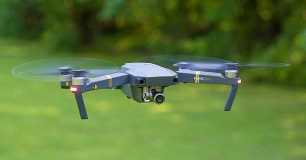 Chọn flycam dựa vào khả năng truyền dữ liệu