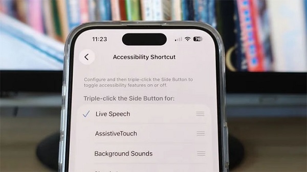 Tính năng sử dụng Live Speech giúp chuyển văn bản thành giọng nói