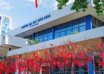 Điểm chuẩn Đại học Bách Khoa TP.HCM (QSB) 2025 mới nhất – Chi tiết theo từng ngành