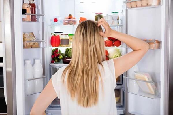 Tủ lạnh bị hỏng ảnh hưởng đến khả năng bảo quản thực phẩm
