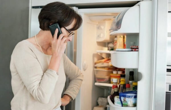 Liên hệ trung tâm bảo hành hoặc kỹ thuật viên để được hỗ trợ kiểm tra và xử lý