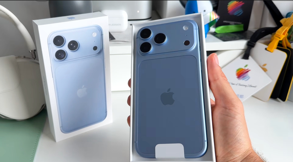 Màu Băng Thanh (xanh) trên iPhone 18 Pro (Youtube AppleDsign)