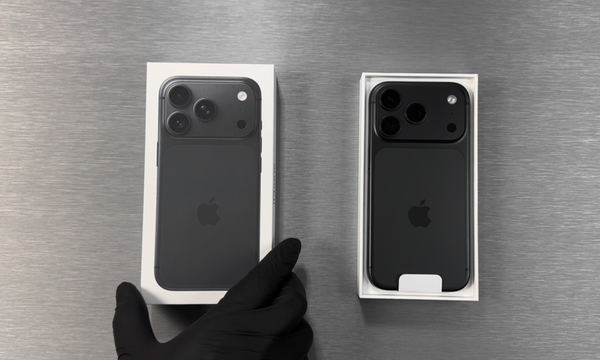 Video đập hộp iPhone 18 Pro màu Đen (Youtube Dr Unbox)